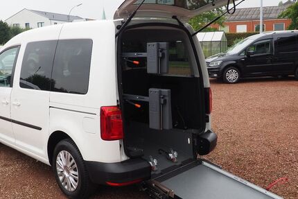 VW Caddy 41.893 km 28.890 &euro; Südkirchen 59394