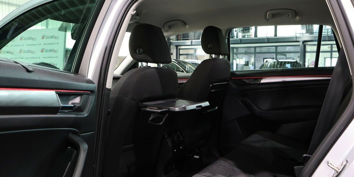 Skoda Kodiaq 1.5 TSI DSG CLEVER / LED / 1.HAND / NAVI+ 128.000 km 21.555 &euro; Hamm 59077