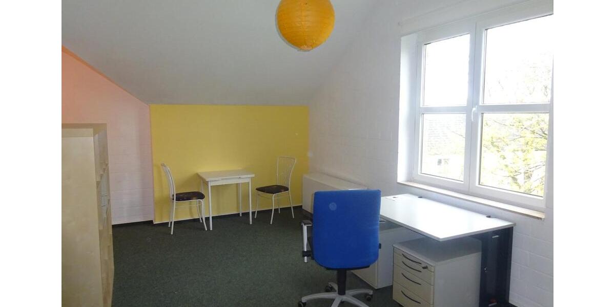 Dachgeschoßwohnung Dortmund Hombruch - 1 Zimmer, 30 m&sup2;, 350&euro; | Angebot:26023966