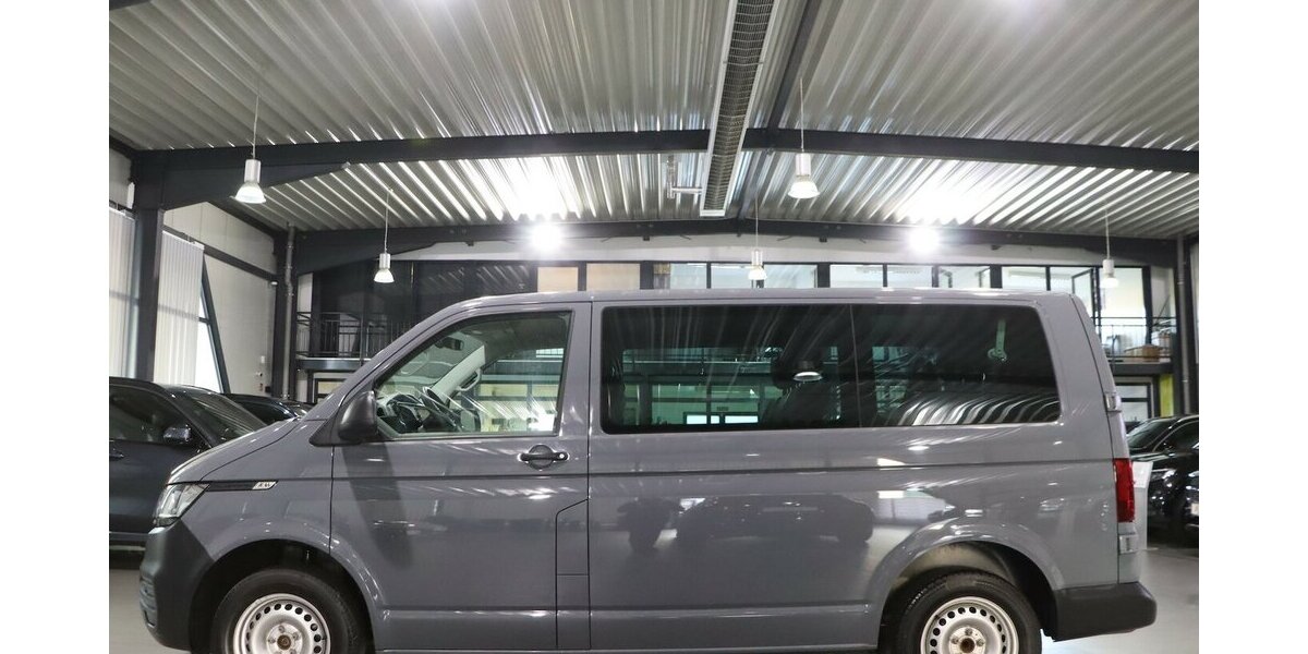 VW T6.1 Transporter KOMBI 2.0 TDI 9-SITZER / GREY 84.000 km 26.555 &euro; Hamm 59077
