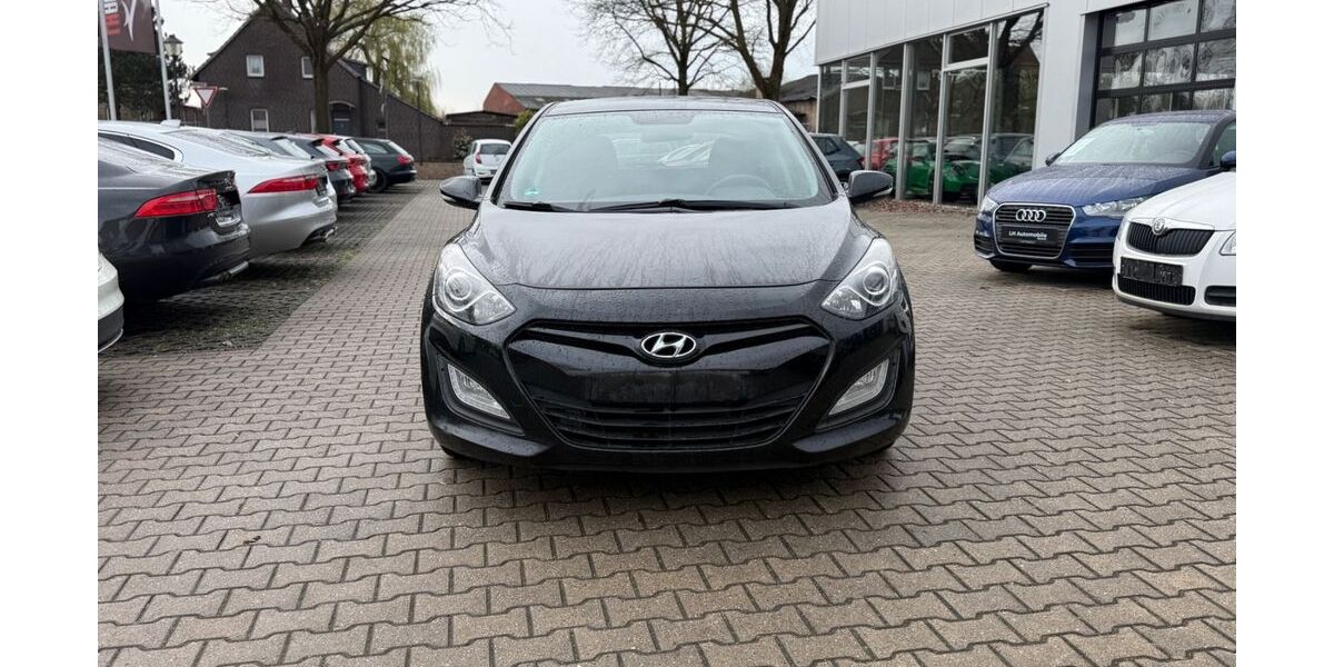 Hyundai i30 265.459 km 4.490 &euro; Lüdinghausen 59348