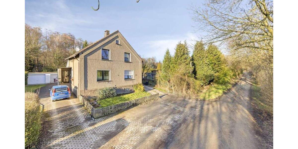 Mehrfamilienhaus, Wohnhaus Castrop-Rauxel Henrichenburg - 6 Zimmer, 147 m&sup2;, 245.000&euro; | Angebot:25742473