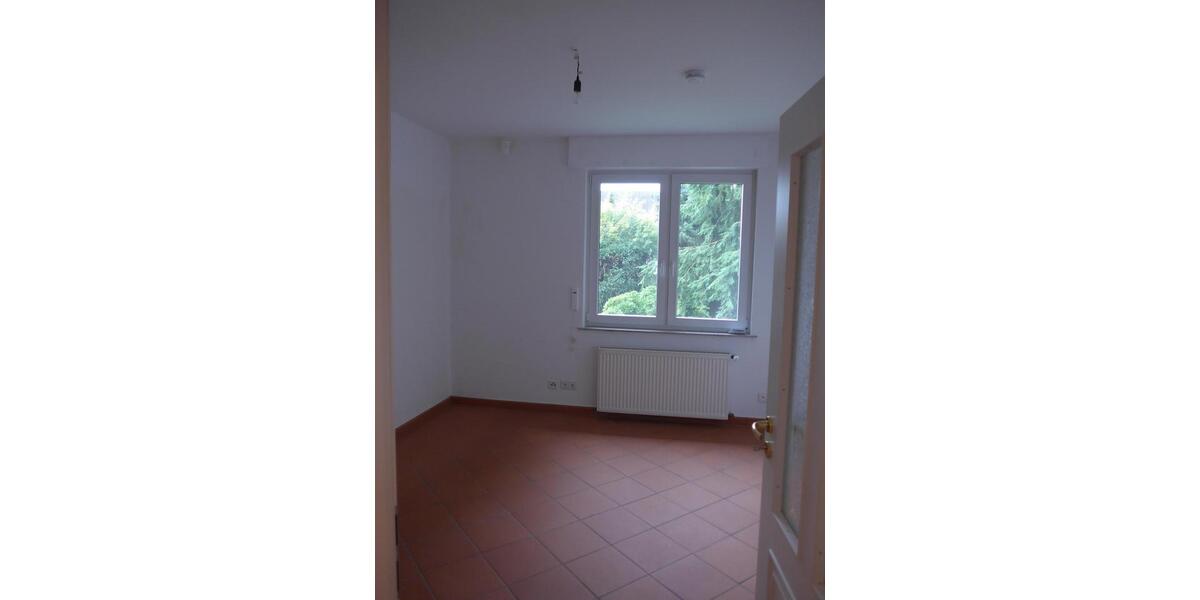 Einfamilienhaus Witten - 8 Zimmer, 250 m&sup2;, 2.000&euro; | Angebot:25392381