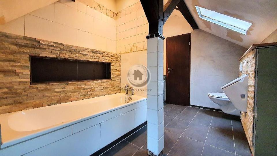 Etagenwohnung Iserlohn - 4.5 Zimmer, 150 m&sup2;, 1.190&euro; | Angebot:26640319