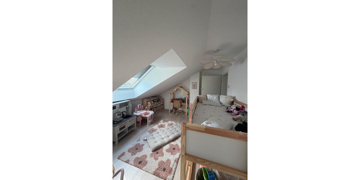 Dachgeschoßwohnung Unna - 4 Zimmer, 75 m&sup2;, 780&euro; | Angebot:25924174