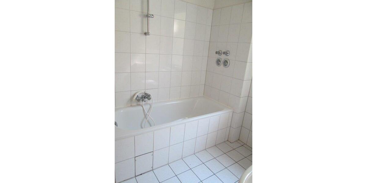 Erdgeschoßwohnung Lünen Brambauer - 3.5 Zimmer, 63 m&sup2;, 352&euro; | Angebot:26243190