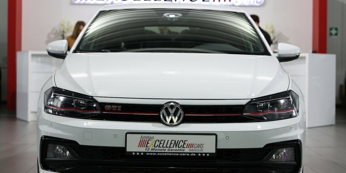 VW Polo GTI 2.0 TSI DSG BEATS WHITE / LED, AID, ACC 139.000 km 14.991 &euro; Hamm 59077