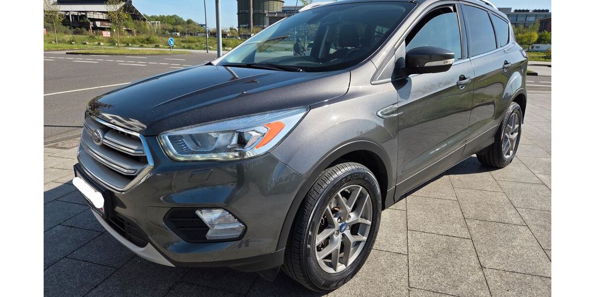Ford Kuga 105.747 km 11.490 &euro; Dortmund 44263