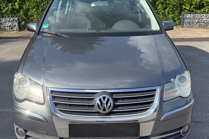 VW Touran 191.500 km 5.200 &euro; Castrop-Rauxel 44577