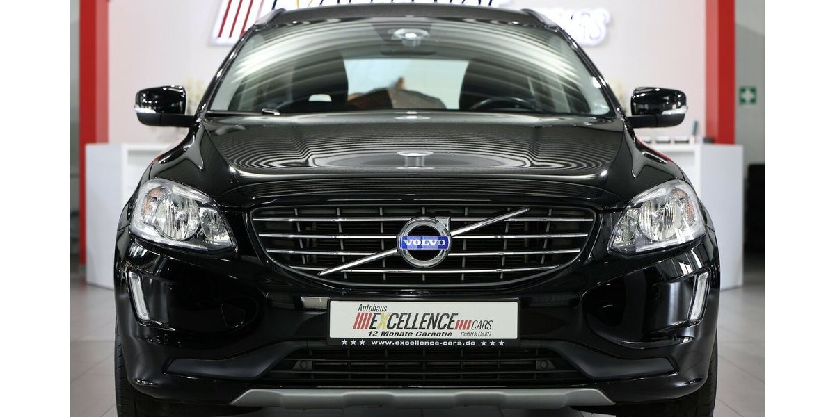 Volvo XC60 D3 MOMENTUM / LEDER / NAVI+ / ABN.AHK 125.000 km 16.777 &euro; Hamm 59077