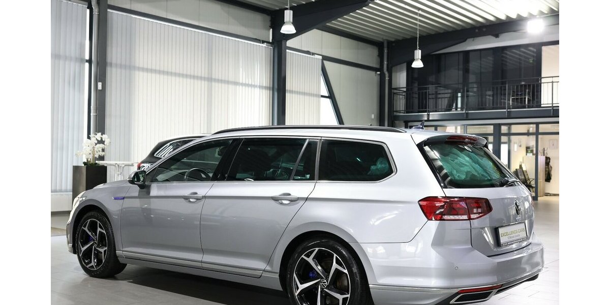 VW Passat Variant GTE DSG IQ BUSINESS R-LINE SPORT 86.000 km 24.600 &euro; Hamm 59077