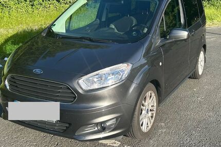 Ford Tourneo Courier 95.028 km 8.000 &euro; Kamen 59174