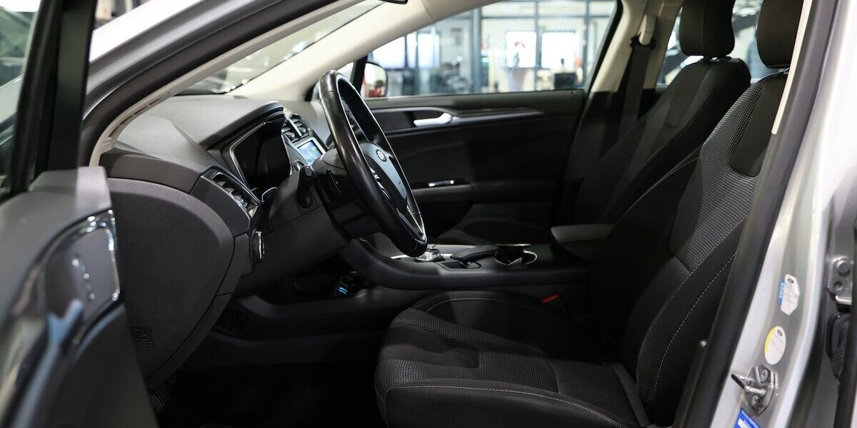 Ford Mondeo TUNIER 2.0 ECOBLUE TITANIUM / LED / AHK 145.000 km 17.444 &euro; Hamm 59077