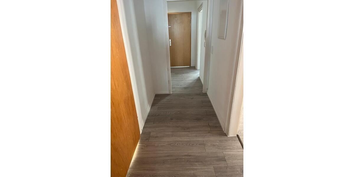Dachgeschoßwohnung Hagen Hagen-Mitte - 5 Zimmer, 110 m&sup2;, 750&euro; | Angebot:25919992