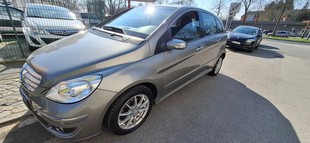 Mercedes-Benz B 170 193.000 km 3.990 &euro; Dortmund 44339