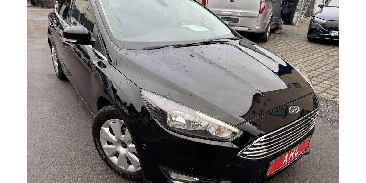 Ford Focus 88.000 km 8.999 &euro; Dortmund 44388