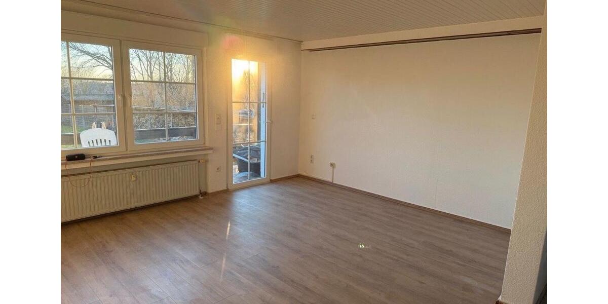 Erdgeschoßwohnung Fröndenberg (Ruhr) - 2.5 Zimmer, 64 m&sup2;, 950&euro; | Angebot:26534183