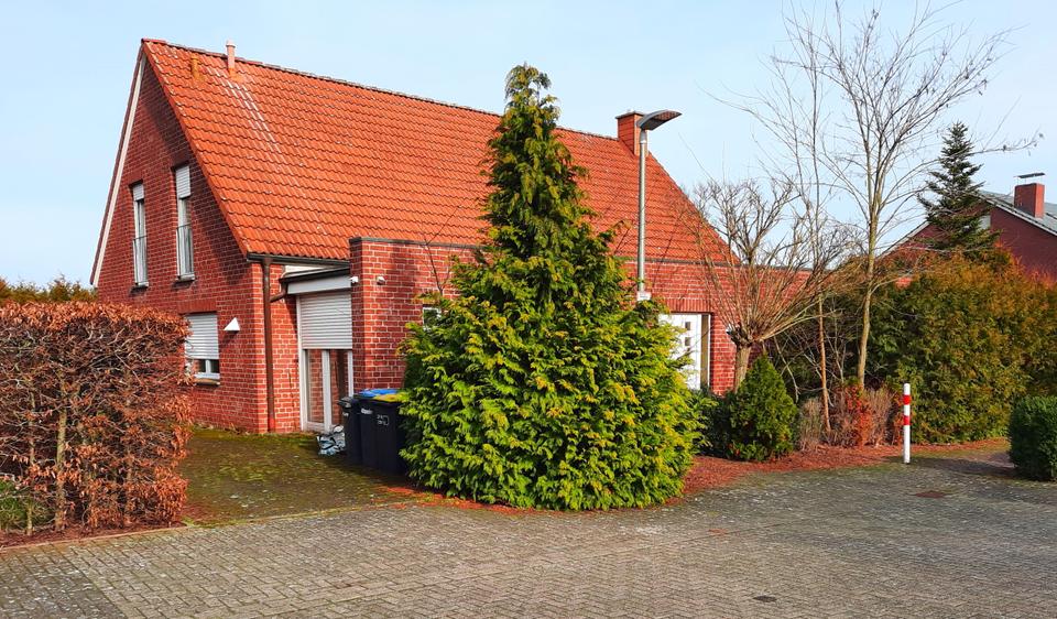 Einfamilienhaus Ahlen - 8 Zimmer, 200 m&sup2;, 325.000&euro; | Angebot:15503160