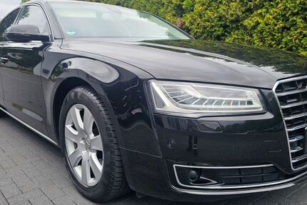 Audi A8 130.000 km 20.800 &euro; Kamen 59174