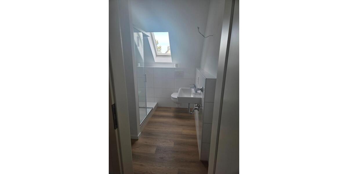 Dachgeschoßwohnung Witten Heven - 2 Zimmer, 61 m&sup2;, 550&euro; | Angebot:25613546