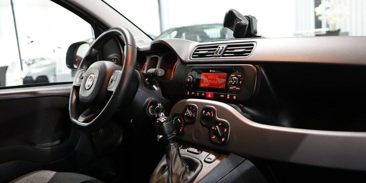Fiat Panda 1.0 Mild-Hybrid CITY LIFE WHITE / SHZ, PDC 32.000 km 11.444 &euro; Hamm 59077