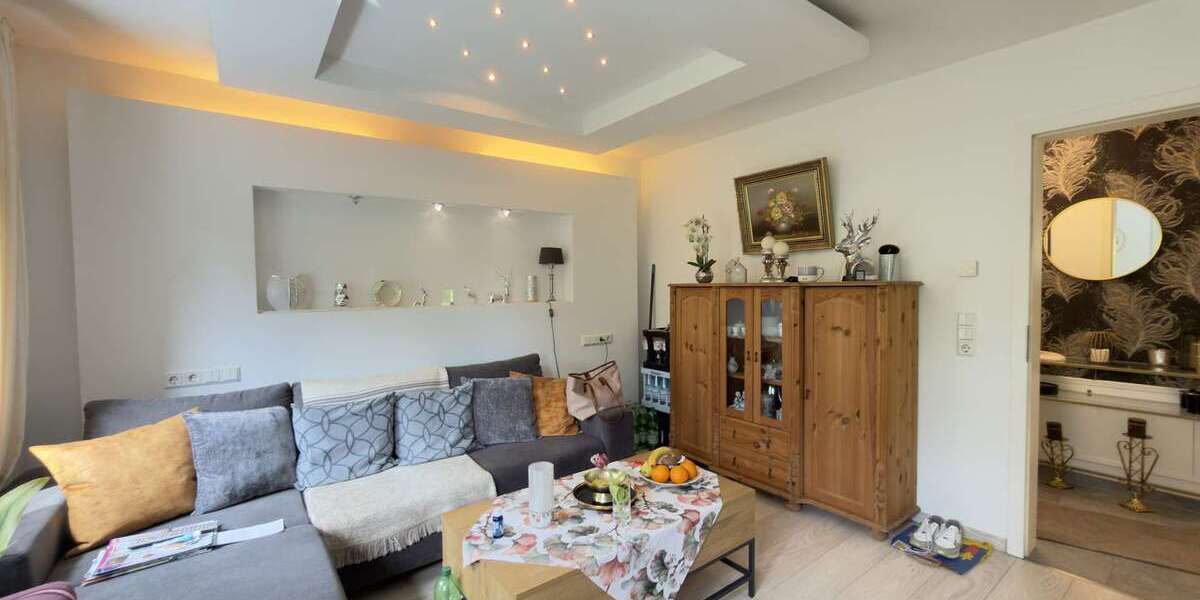 Modernisiertes Reihenhaus mit Wellnessbad, Gäste-WC, Keller & 248 m² Grundstück - Reihenmittelhaus Bönen | Angebot:26613170