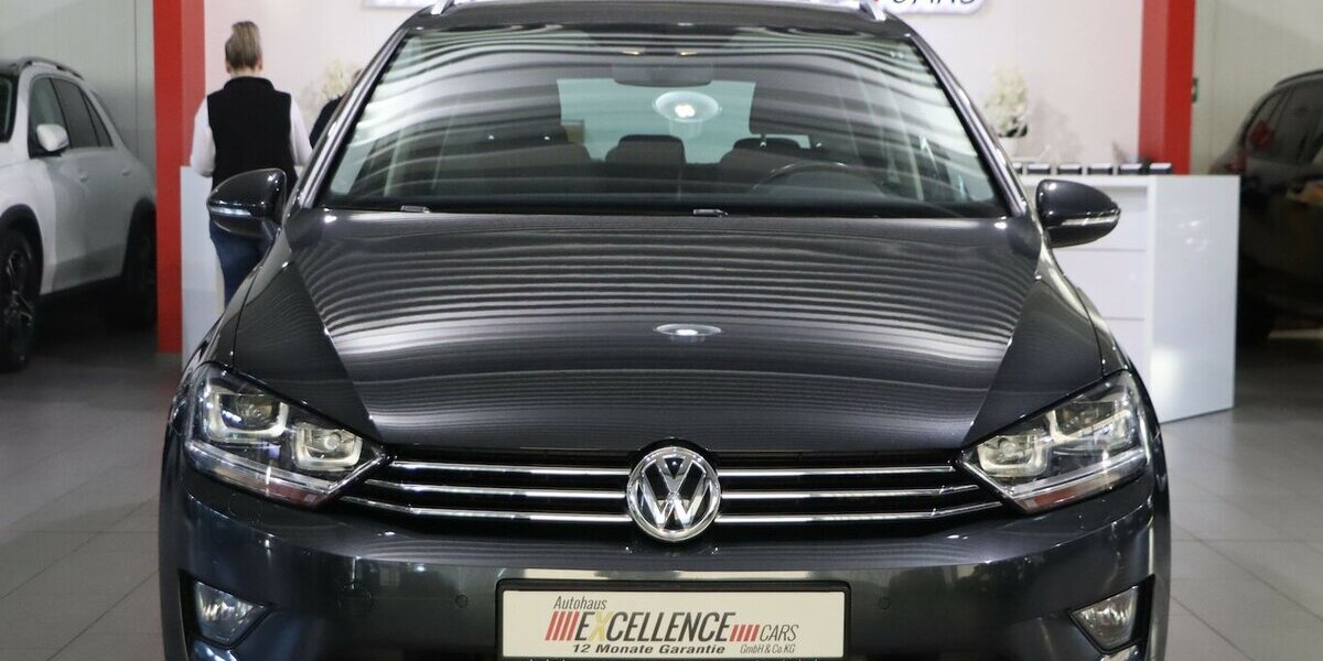 VW Golf Sportsvan 1.4 TSI ALLSTAR / XENON, NAVI-DM 119.000 km 11.444 &euro; Hamm 59077