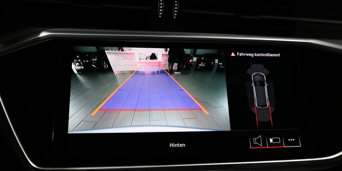 Audi A6 Avant 40 TDI S-LINE BLACK / PANORAMA, LED, VC 30.000 km 43.111 &euro; Hamm 59077