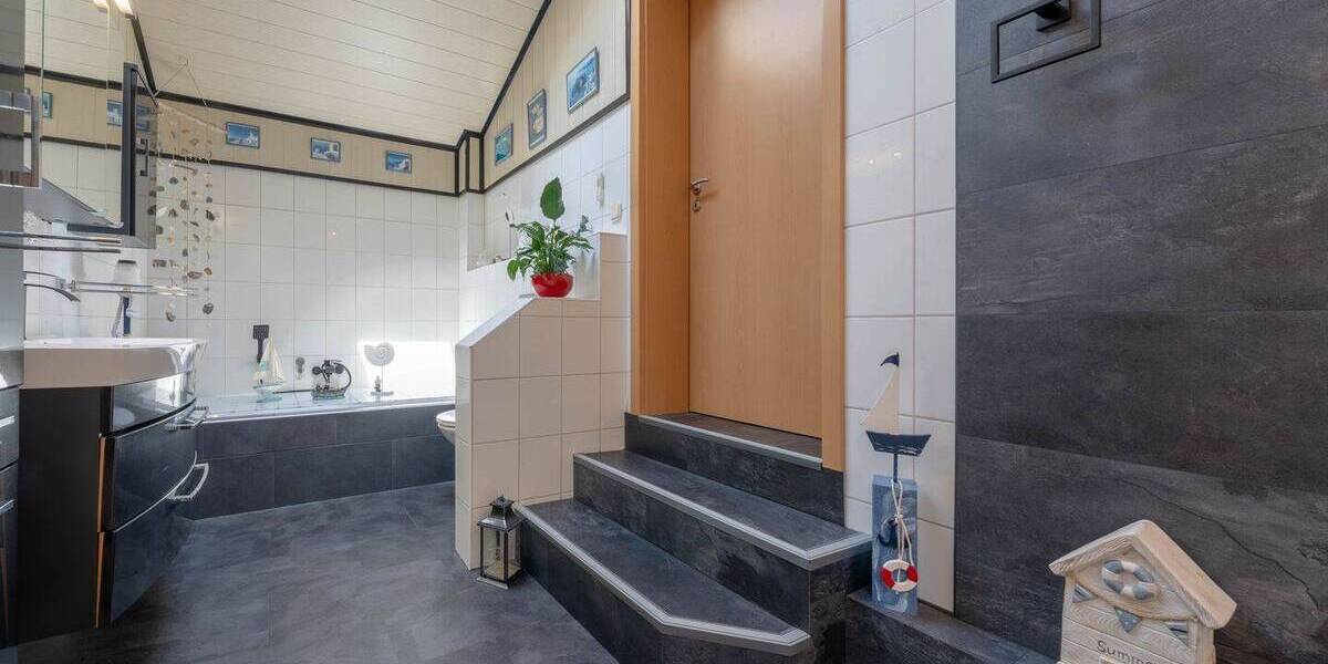Etagenwohnung Lünen - 3 Zimmer, 104 m&sup2;, 169.000&euro; | Angebot:25819728