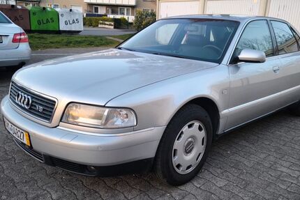 Audi A8 170.000 km 9.750 &euro; HAMM 59067