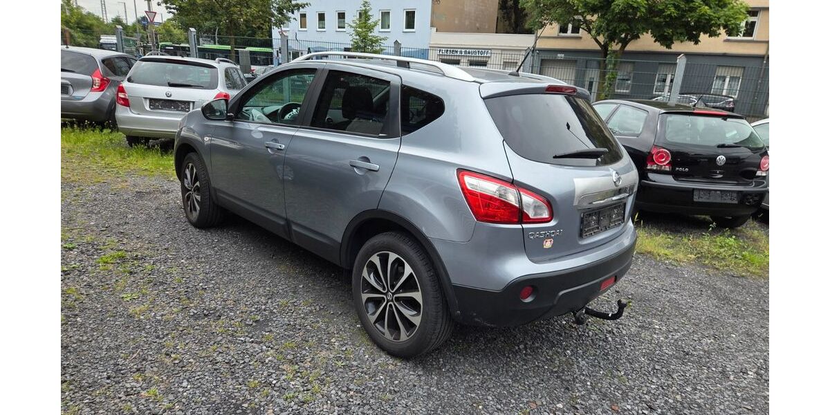 Nissan Qashqai 188.000 km 5.000 &euro; Dortmund 44147