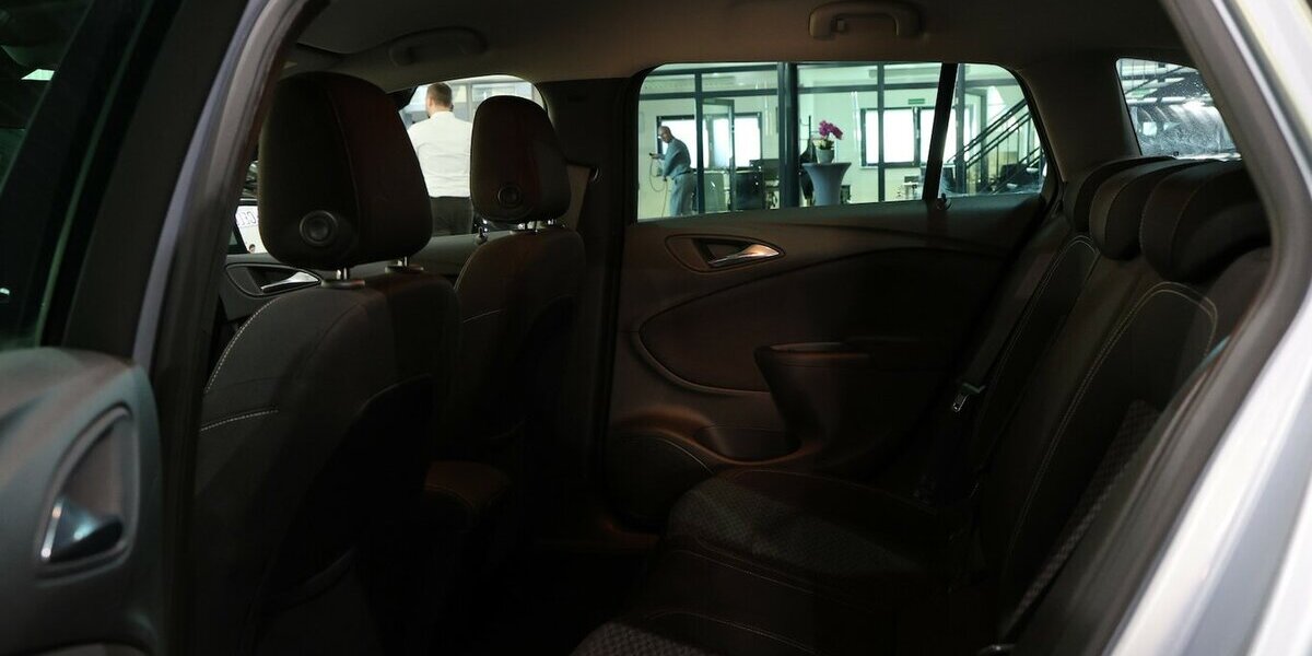 Opel Astra K ST 1.6 T ACTIVE 200-PS / APPLE+ANDROID 130.000 km 10.991 &euro; Hamm 59077