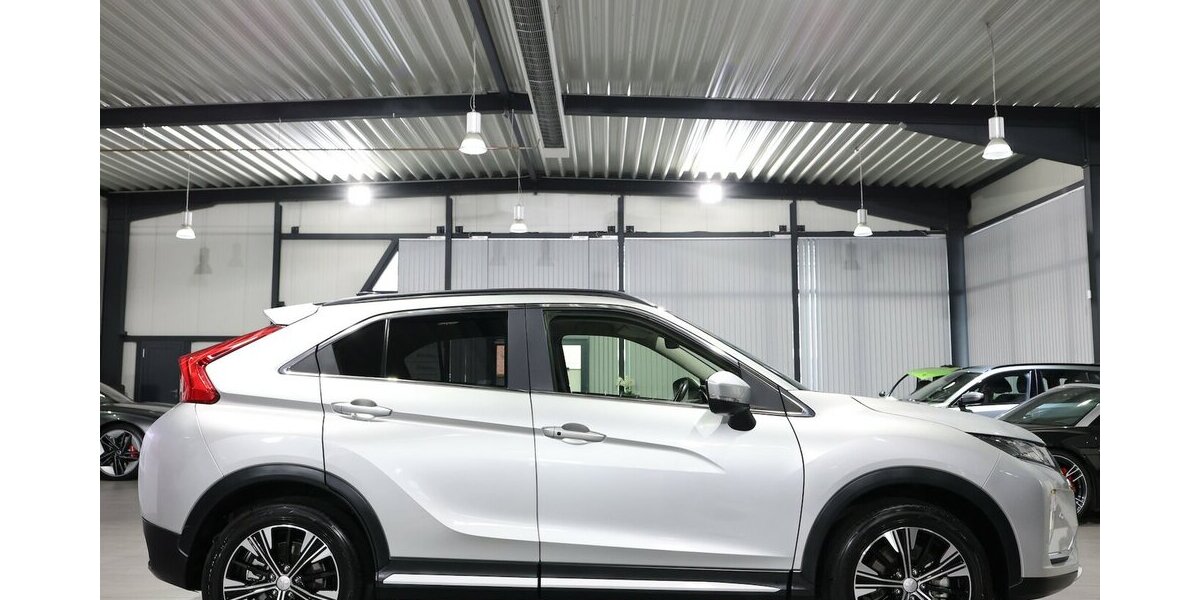 Mitsubishi Eclipse Cross 1.5 T-MIVEC TOP / LED, LEDER, HUD 47.000 km 18.444 &euro; Hamm 59077