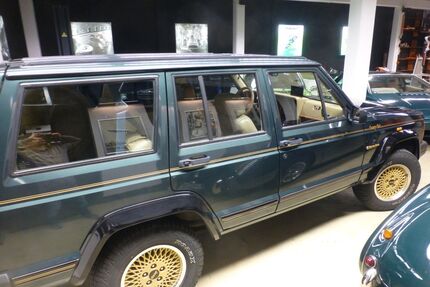 Jeep Cherokee 132.000 km 21.950 &euro; Unna 59425