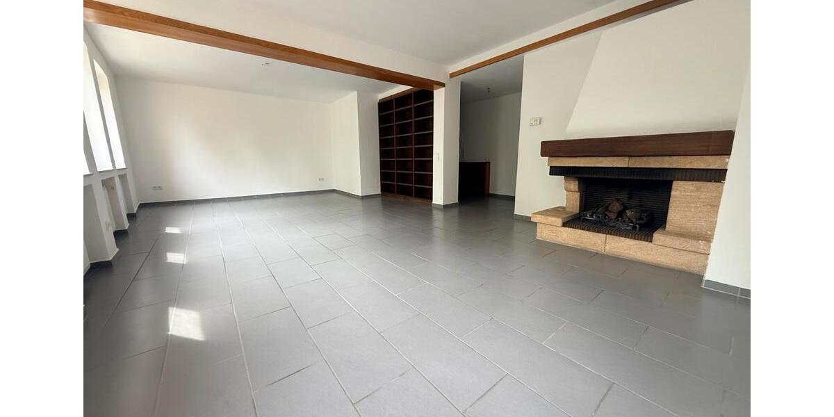 Etagenwohnung Dortmund Innenstadt West - 3 Zimmer, 115 m&sup2;, 920&euro; | Angebot:26623781