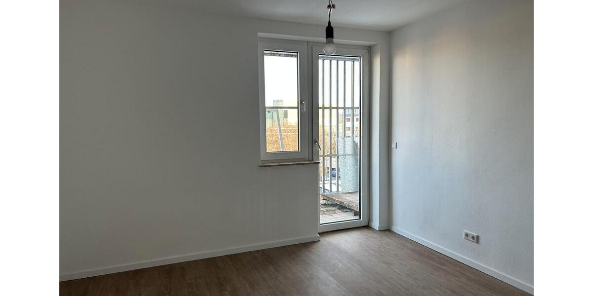 Dachgeschoßwohnung Arnsberg Rusch - 4 Zimmer, 140 m&sup2;, 1.120&euro; | Angebot:25351219