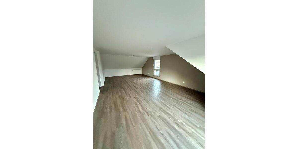Dachgeschoßwohnung Dortmund Huckarde - 3 Zimmer, 79 m&sup2;, 800&euro; | Angebot:26567459