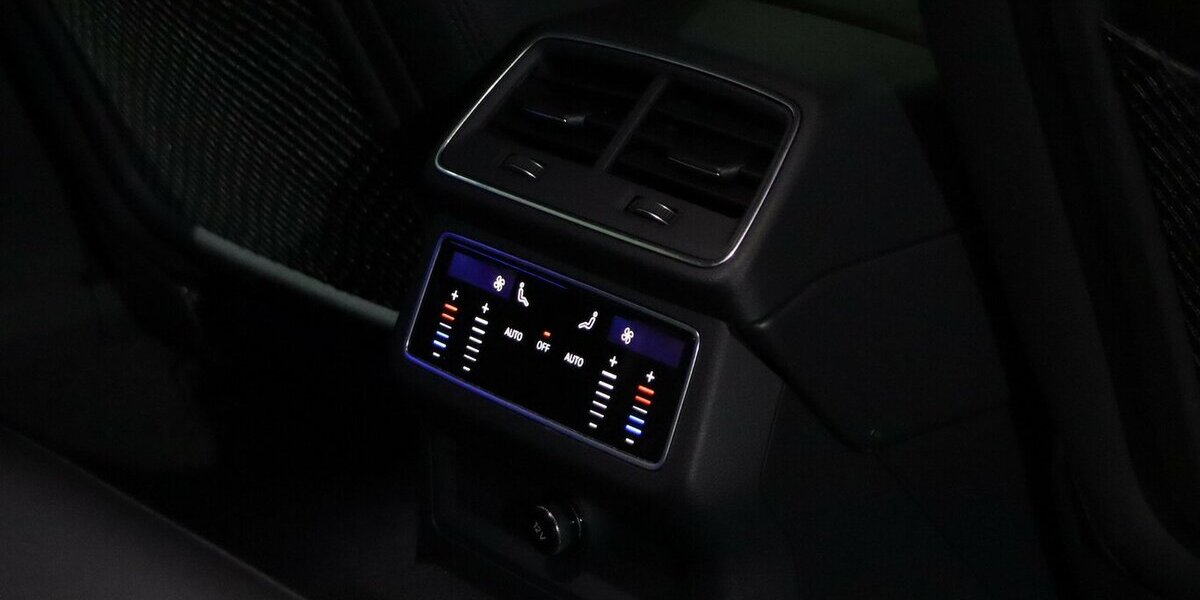 Audi A6 Avant 45 TDI QUATTRO DESIGN S-LINE VOLL-LEDER 90.000 km 31.777 &euro; Hamm 59077