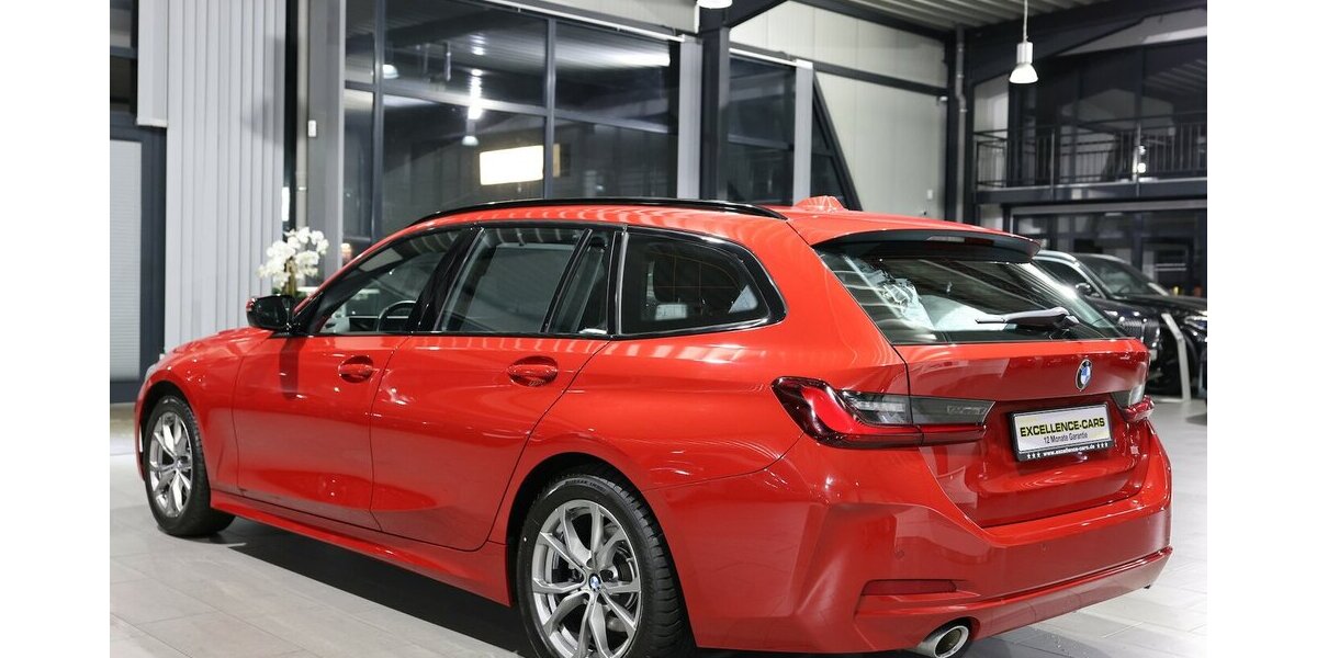 BMW 318d Touring SHADOW SPORT MELBOURNEROT-METALLIC 73.000 km 25.777 &euro; Hamm 59077