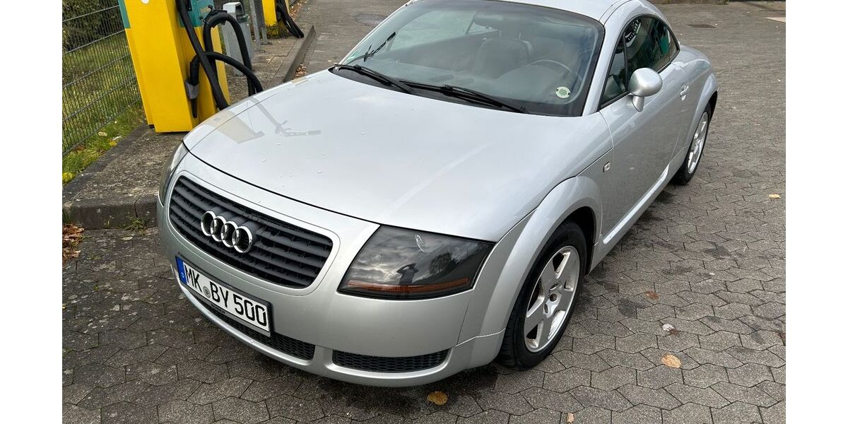 Audi TT 196.000 km 4.990 &euro; Hemer 58675