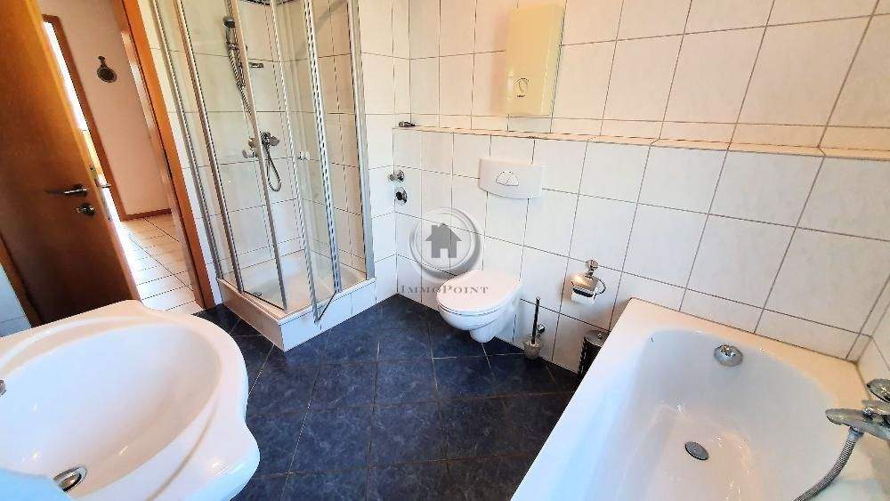 Etagenwohnung Hagen Hohenlimburg - 2 Zimmer, 75 m&sup2;, 154.000&euro; | Angebot:25671111