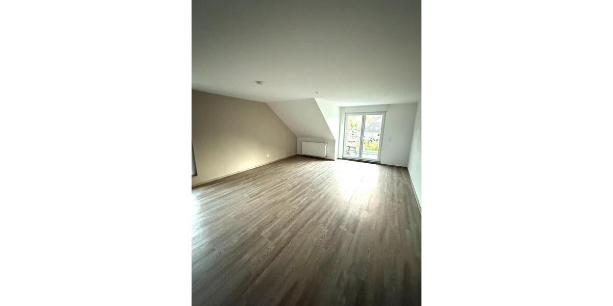 Dachgeschoßwohnung Dortmund Huckarde - 3 Zimmer, 79 m&sup2;, 800&euro; | Angebot:26567459
