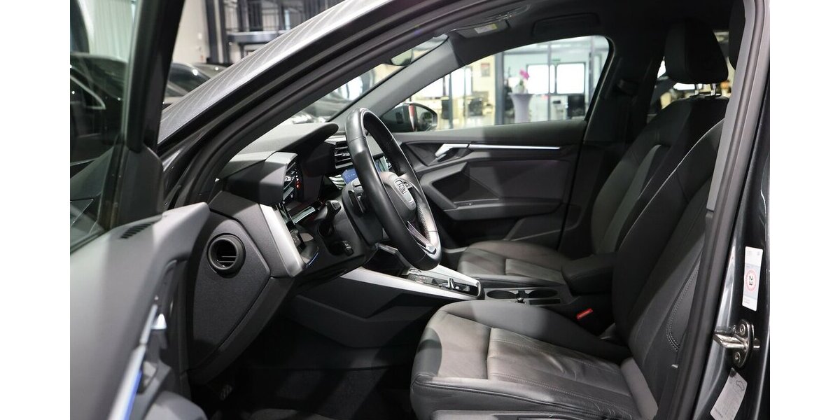 Audi A3 LIMOUSINE 30 TFSI S-LINE MATRIX, VOLL-LEDER 60.000 km 24.777 &euro; Hamm 59077