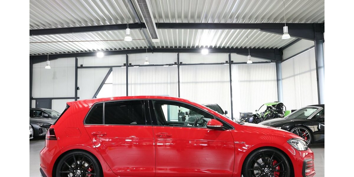 VW Golf GTI VII 2.0 TSI DSG GTI PERFORMANCE RED 63.000 km 23.111 &euro; Hamm 59077