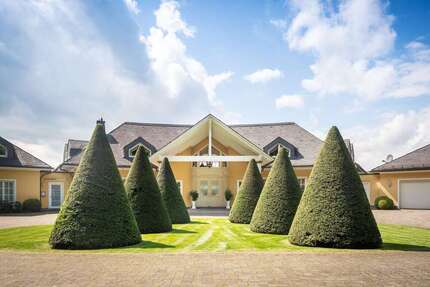 Haus Arnsberg Rusch - 12 Zimmer, 1.087 m&sup2;, 3.750.000&euro; | Angebot:21946486