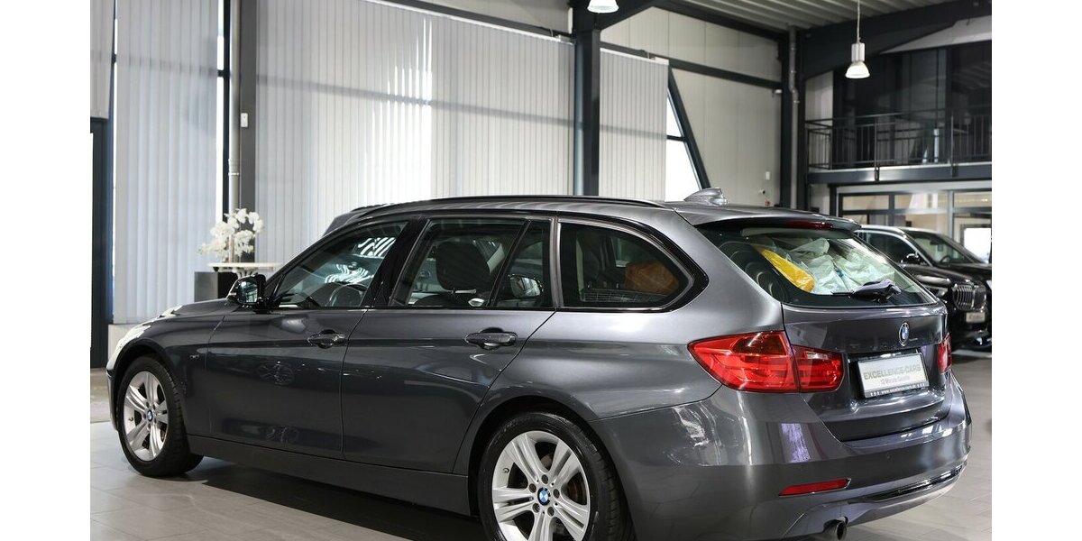 BMW 318d Touring blue PERFORMANCE SPORT / PANORAMA 80.000 km 15.555 &euro; Hamm 59077