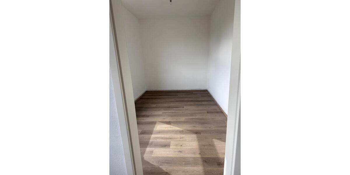Etagenwohnung Dortmund Hörde - 3 Zimmer, 70 m&sup2;, 650&euro; | Angebot:25876007