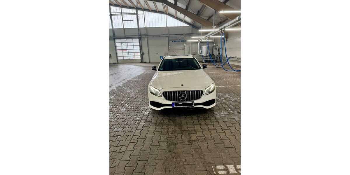 Mercedes-Benz E 200 86.259 km 22.000 &euro; Lünen 44534
