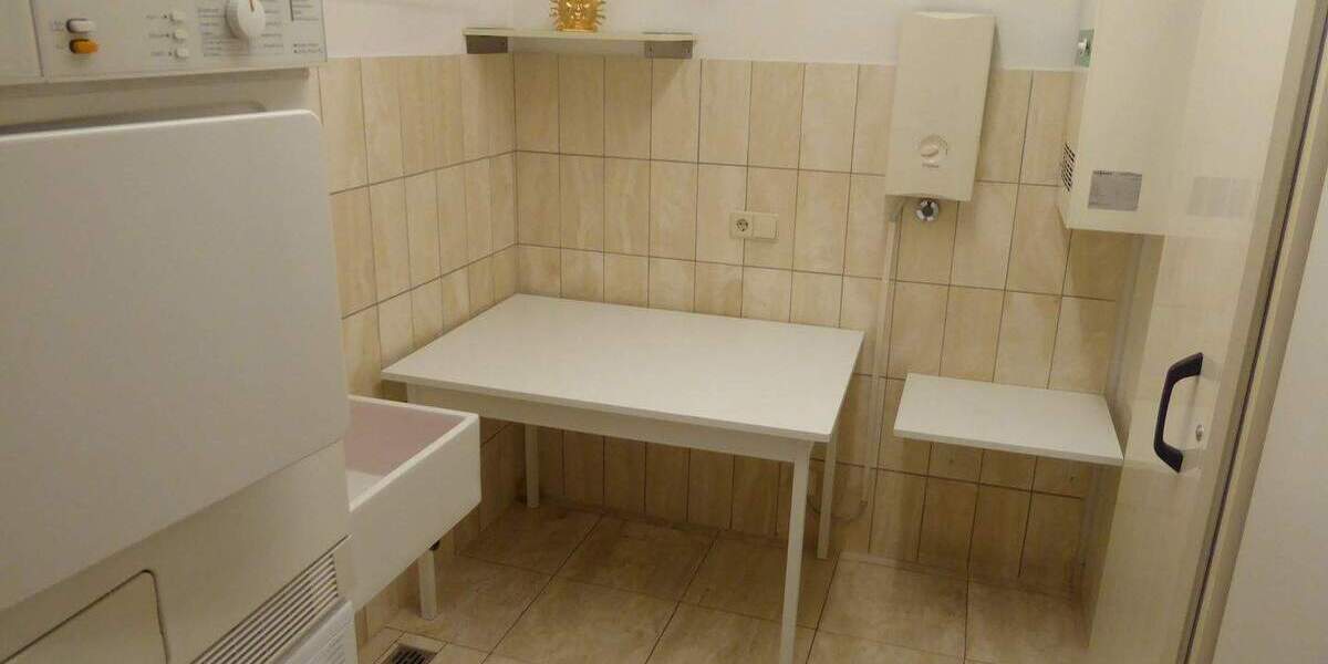 Etagenwohnung Dortmund Mitte - 3 Zimmer, 125 m&sup2;, 1.500&euro; | Angebot:25698606