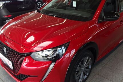Peugeot 208 29.667 km 21.300 &euro; Werl 59457